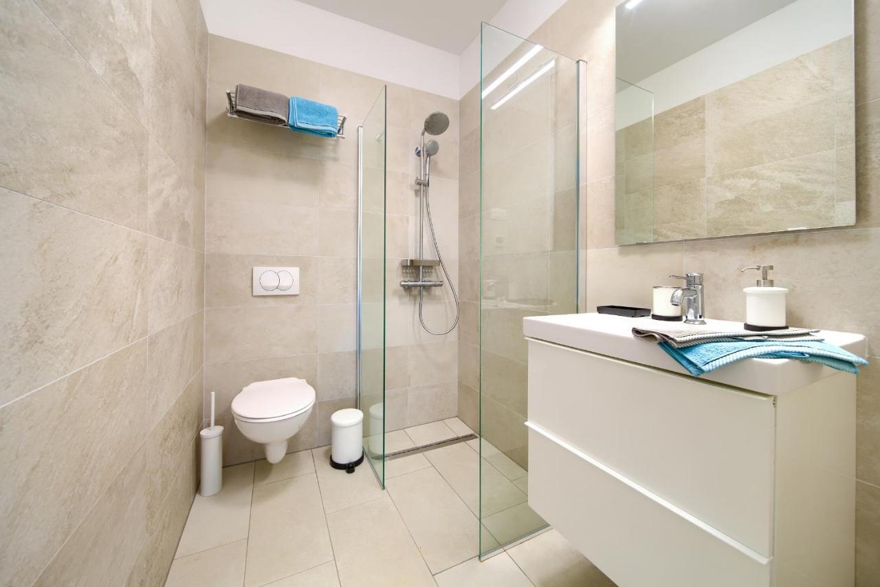 Apartments Perle Малинска Екстериор снимка
