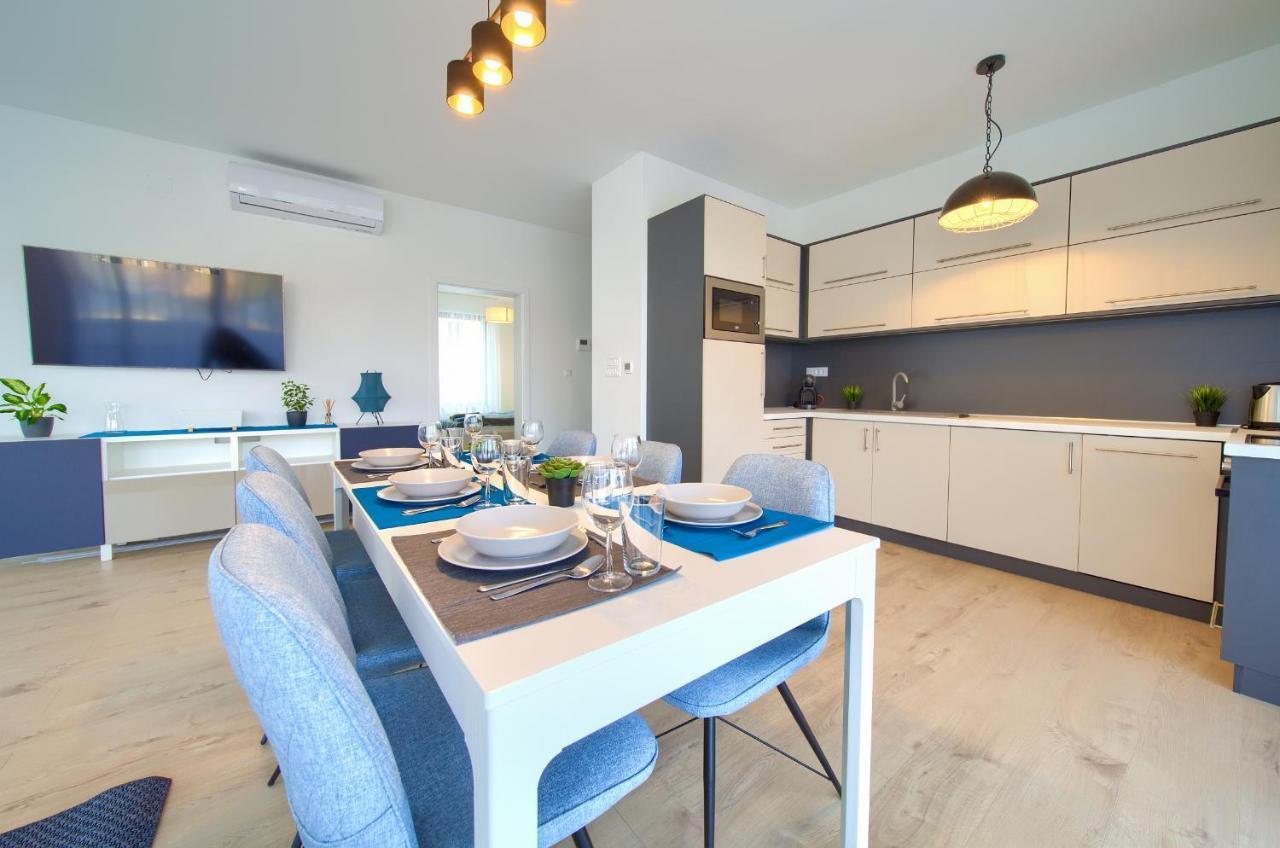Apartments Perle Малинска Екстериор снимка
