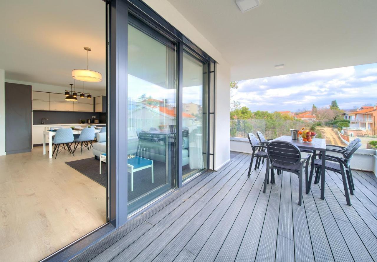 Apartments Perle Малинска Екстериор снимка